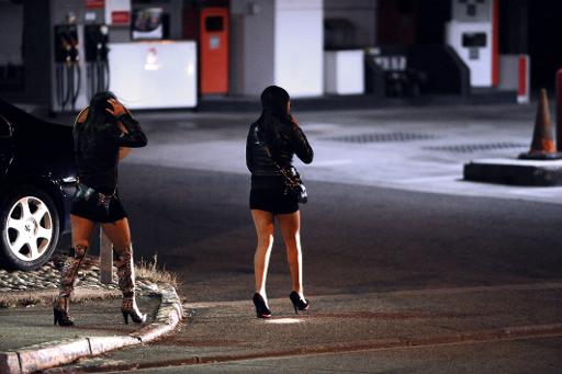 Prostitution le délit de racolage réintroduit au Sénat RTL Info