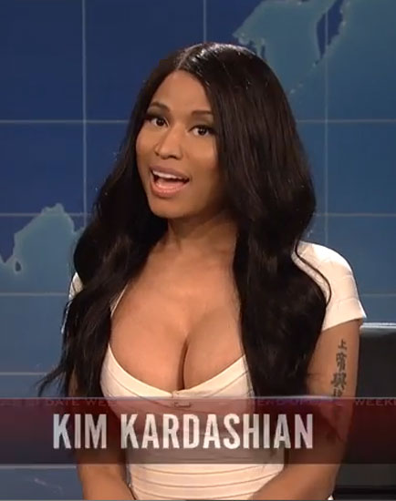 Quand Nicki Minaj ridiculise Kim Kardashian dans "Saturday night live"  (vidéo)