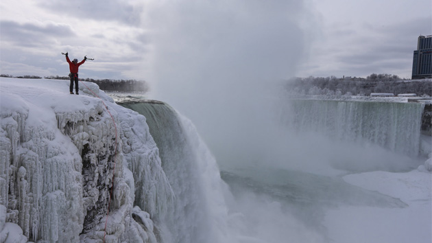 Red Bull Chutes Niagara 3