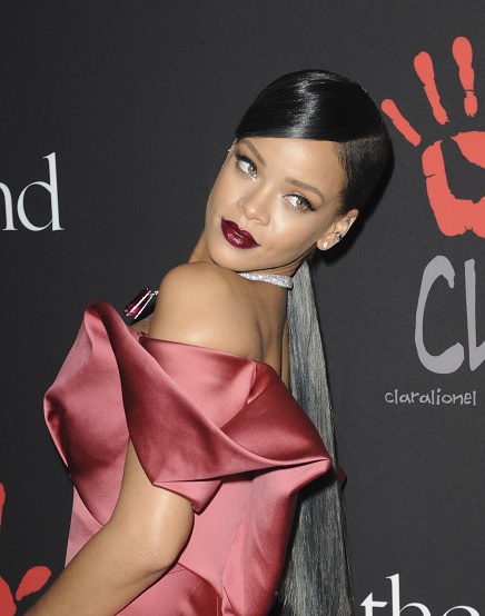 Rihanna est désormais rousse! (photo)