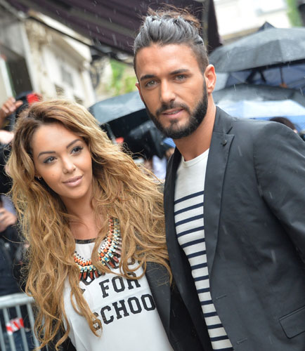 Nabilla et Thomas bravent les interdits pour se voir (vidéo)