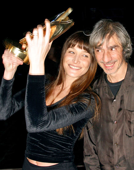 La nuit où Louis Bertignac a emballé Carla Bruni, "comme dans un film"