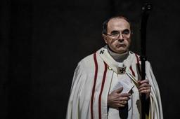 France: le cardinal Barbarin reconnaît des erreurs concernant certains prêtres pédophiles
