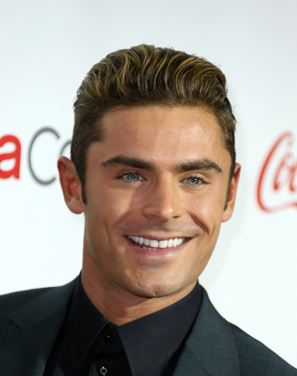 Drogue, célébrité: Zac Efron raconte sa descente aux enfers et comment il a remonté la pente