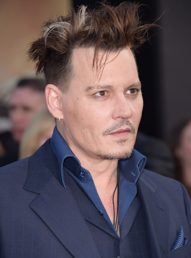 C'est quoi ce look? La nouvelle coupe de cheveux de Johnny ...