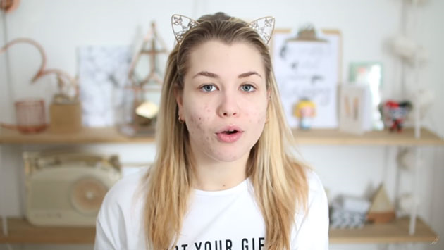 La Youtubeuse Enjoyphoenix Se Dévoile Visage Sans Maquillage Dans Un Impressionnant Avantaprès