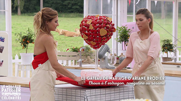 Un Coeur Geant Une Piece Montee Aux Abricots Ou Un Bustier Garni Decouvrez Les Incroyables Gateaux De Mariage Realises Par Les Candidats Du Meilleur Patissier Celebrites Video Rtl People