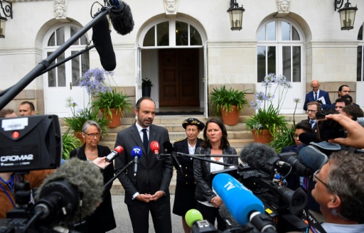  Nantes: Philippe strongly condemns the violence and promises "the =" "more =" "great =" "transparency =" "in =" "l =" "title =" Nantes: Philippe strongly condemns the violence and promises " />


<p> Prime Minister Edouard Philippe alongside the mayor of Nantes Johanna Rolland (right) before the prefecture of Loire-Atlantique on July 5, 2018 in NantesDamien MEYER </p>
</p></div>
<div id=