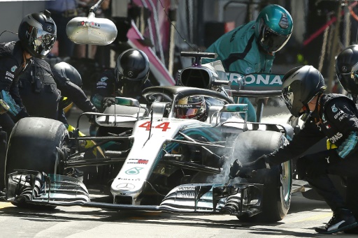  Great Britain GP: Hamilton's woes delight Vettel "title =" Great British GP: Hamilton's woes delight Vettel "/>


<p> Tire change for the British Lewis Hamilton at the British Grand Prix at Silverstone on July 8, 2018 Andrew YATES </p>
</p></div>
<div id=