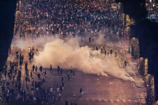  Mondial-2018: incidents on the sidelines of festive gatherings in Paris and in the regions "title =" Mondial-2018: incidents on the sidelines of festive gatherings in Paris and in the regions "/>


<p> The police use tear gas to chase the thugs near the Arc de Triomphe in Paris, July 15, 2018 Ludovic MARIN </p>
</p></div>
<div id=