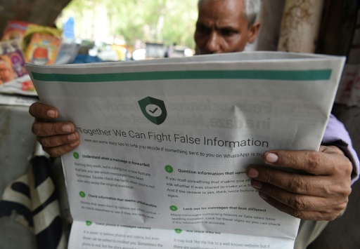  India: WhatsApp tries to circumscribe the false murderous news "title =" India: WhatsApp tries to circumscribe the deadly news "/>


<p> An Indian newspaper vendor reads a newspaper with a full page of WhatsApp intended to fight false information, July 10, 2018 in New DelhiPrakash SINGH </p>
</p></div>
<div id=