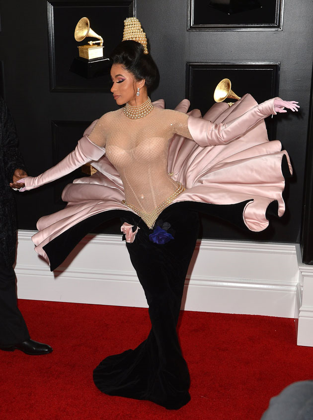 RÃ©sultat de recherche d'images pour "la robe de Cardi B aux Grammy awards"