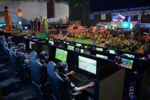 jeux video les champions de fortnite couronnes a katowice haut lieu de l e sport - e sport fortnite