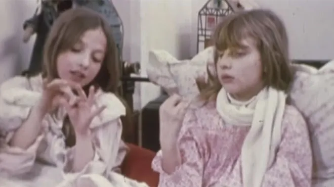 Comment On Fait Des Bebes En 1970 Ils Naissent Dans Le Ventre Avec Jesus Video Rtl People