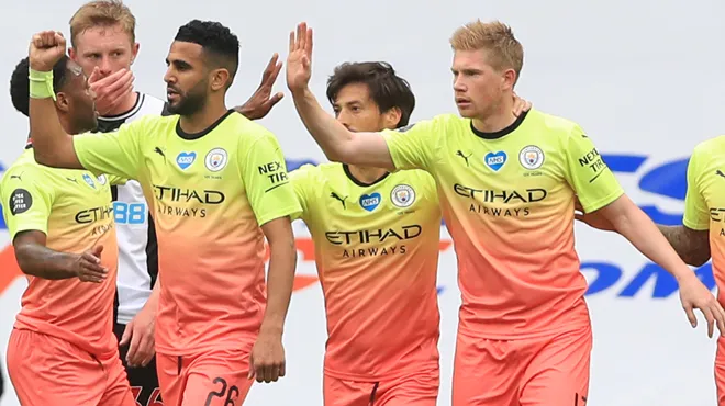 Kevin De Bruyne Fete Son Anniversaire En Envoyant Manchester City En Demi Finale De La Cup Video Rtl Sport