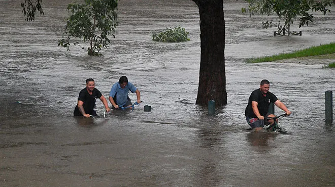 Australia: Sydney expects worst flooding in decades