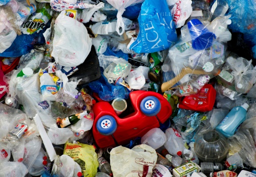 Les Etats-Unis de loin le plus gros producteur de déchets plastiques, selon un rapport