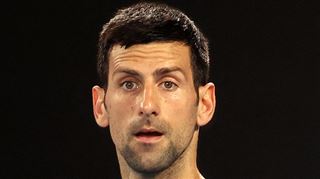 L'Australie annule encore le visa de Djokovic mais reporte son expulsion, la décision finale tombera ce week-end