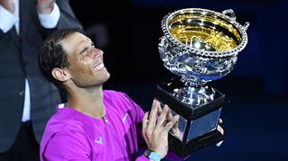 La légende continue- Rafael Nadal devient le premier homme à remporter 21 titres du Grand Chelem
