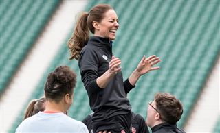 Kate Middleton- cette remarque embarrassante sur les fesses de la duchesse faite par une joueuse de rugby