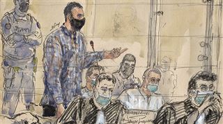 Procès des attentats de Paris- tensions pendant l'interrogatoire d'Abdeslam, les avocats de la défense quittent la salle