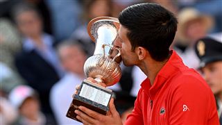 1001e victoire pour Djokovic qui remporte son premier trophée de l'année (vidéo)