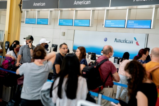 Aux Etats-Unis, des centaines de vols annulés pour le week-end de la fête nationale