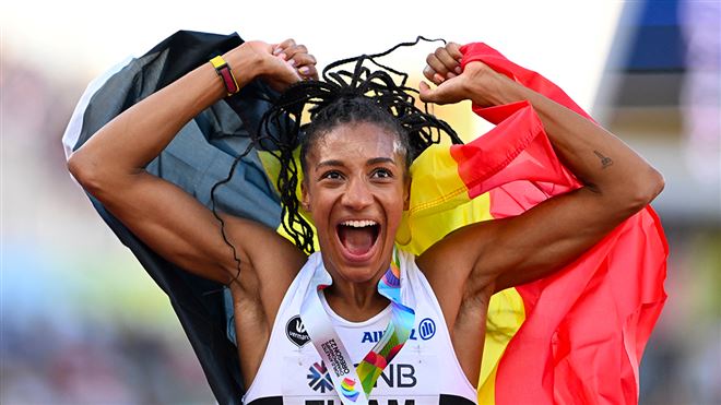 Nafissatou Thiam retrouve son trône- elle est championne du monde pour la deuxième fois (photos)