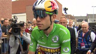Un accueil de rockstar- Wout van Aert de retour en Belgique pour présenter son maillot vert