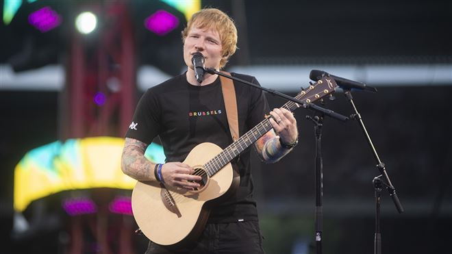 Ed Sheeran est officiellement l’artiste le plus suivi en streaming- il remercie son public au stade Roi Baudouin (vidéo)