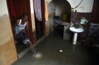 Pakistan- les habitants de Karachi accablés par les pluies de mousson