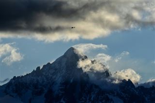 Crevasses et éboulements- le Mont Blanc de plus en plus difficile d'accès