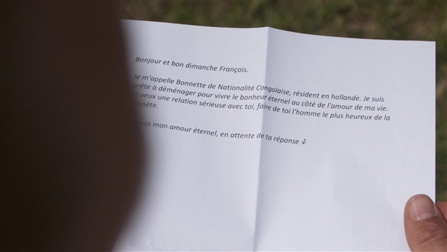 Nom De Dieu Cette Lettre Enflammee Recue Par Francois Jeune Agriculteur Candidat A L Amour Est Dans Le Pre Rtl People