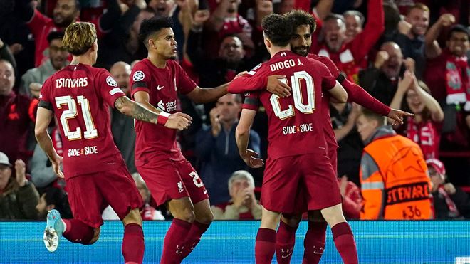 Liverpool s'impose sur le fil contre l'Ajax, Salah dépasse la légende Steven Gerrard (vidéo)
