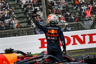 F1- Verstappen en pole au Japon et en route pour le titre  