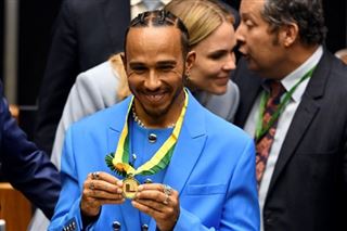 F1 - GP du Brésil - Lewis Hamilton intronisé citoyen d'honneur du Brésil