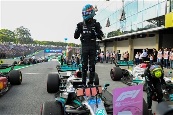 F1- Russell (Mercedes) remporte la course sprint et partira en tête du GP du Brésil