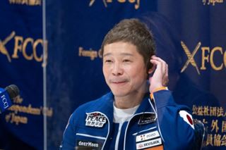 Le milliardaire japonais Maezawa dévoile son équipage d'artistes pour un voyage autour de la Lune