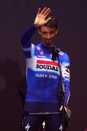 Julian Alaphilippe à la découverte sur le Giro avec l'espoir d'endosser le maillot rose