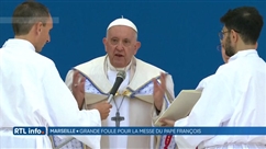 A Marseille, le pape appelle à "une responsabilité européenne" face aux migrants