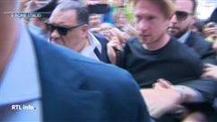 Kevin De Bruyne est arrivé en Italie, accueilli en héros par les tifosis