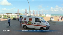 Un marchand de soupe ambulant sillonne la digue à la côte belge